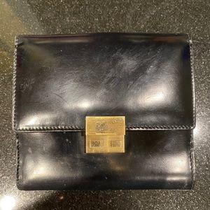 Gucci patent leather bifold wallet